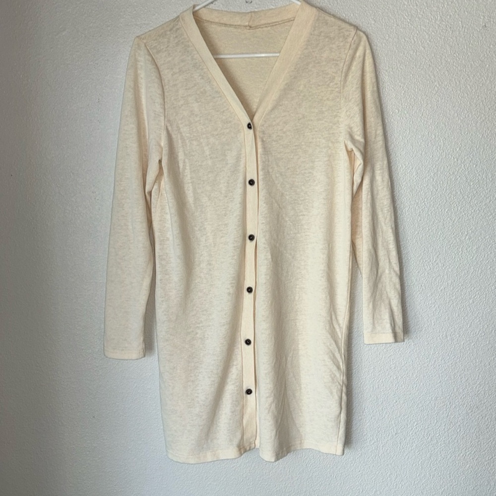 Cream Cardigan Button Up Long Sleeve Size Small